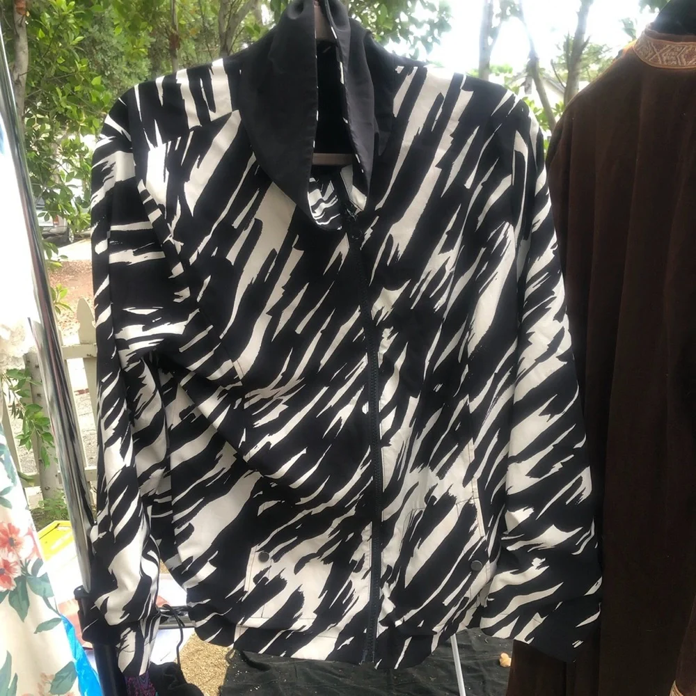 reversible zip jacket - Picture 3 of 3